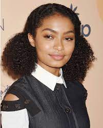 Women with curly hair have a unique allure that marvelously combines playfulness with charm and sex appeal. 26 Easy Curly Hairstyles Long Medium And Short Curly Hair Ideas