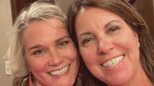 Best friends treated for breast cancer in Kansas City urge checkups