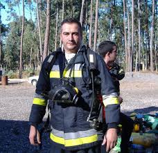 És o nosso herói". Ex-concorrente do Big Brother está no combate aos  incêndios