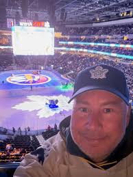 Nothing says “welcome home” like freezing temps — but hey, Leafs are in  town 🙄❄️