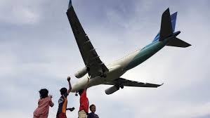 Seluruh penumpang dan kru sudah dievakuasi dengan keadaan selamat. Ahli Jelaskan Garuda Dan Lion Gagal Mendarat Di Pontianak
