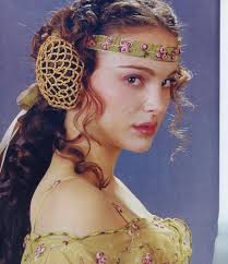 Natalie Portman vs Song Hyeko : r/VindictaRateCelebs