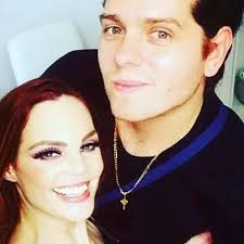 Carmen Campuzano-Amigos