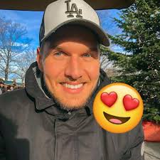 Anthony Fernando Martinez (@pilot__anthony_fernando_mz) • Instagram photos  and videos