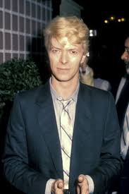 david bowie during david bowie at bistro restaurant august 16 1983 at bistro in beverly hills california united states david bowie pictures david bowie bowie pinterest