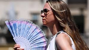 brighton red heat warning