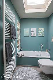 Wir haben viele schöne badezimmer ideen für. Kleines Bad In Farbe Mit Wandleuchte Lena Von Click Licht De Werbung Stylish Living Badezimmer Farben Kleine Bader Bad Einrichten