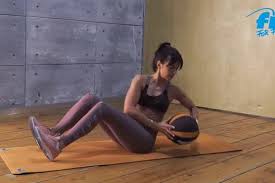 Find and save images from the anna lewandowska collection by katha (gasserkatharina) on we heart it, your everyday app to see more about anna lewandowska, robert lewandowski and fitness. Workout Bauch Weg Mit Anna Lewandowska Fit For Fun