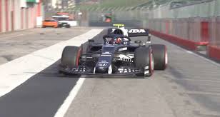 #f12021 #alphataurif1alphatauri have become just the second team to reveal their 2021 car, the italian squad unveiling the new at02 that pierre gasly and f1. Formel 1 Alpha Tauri Bei Shakedown Mit Neuer Nase