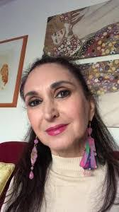 Monica Vecchio's Instagram, Twitter & Facebook