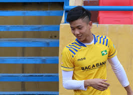 Văn đức ghi tổng cộng ba bàn thắng tại aff cup 2018. Phan VÄƒn Ä'á»©c Trá»Ÿ Láº¡i Sau Cháº¥n ThÆ°Æ¡ng Ä't Viá»‡t Nam Co Them Sá»± Lá»±a Chá»n