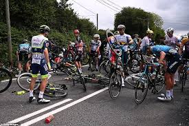 The 2021 tour de france route might only feature three summit finishes, but there's no shortage of climbing. Vlo1okb1i64jim