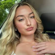 Audrey (@aud.bishop) • Instagram photos and videos