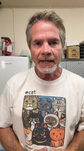 We want to hear your review of @worldsbestcatlitter. Send us an email to be  entered into our contest for a chance to win a Looper Pooper Scooper.  #davidloop65 #cat #catlife #catlover #kitten