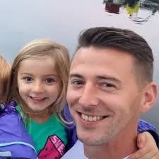 Eric Branch (@ELBranch13)