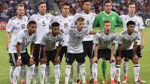 Für sein heimatland absolvierte der mittelfeldspieler bereits in der u19 ein länderspiel. Die Noten Der Deutschen U21 Fussball Sport Bild