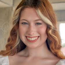 Scarlett Williams's Instagram, Twitter & Facebook