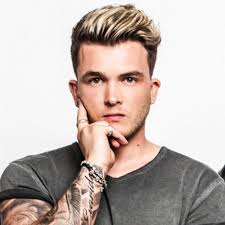 Josh Devine's Instagram, Twitter & Facebook