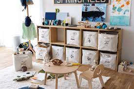 スタッキングシェルフに ポリエステル綿麻混の布製ボックスを組み合わせました オリジナルの刺繍を施せば こどもたちも おかたづけ を楽しむことができるはず 使わないときは 折りたたんで 収納しておくことができます muji 無印良品 storage 収 収納