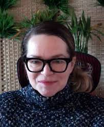 Amy Blackstone's Instagram, Twitter & Facebook