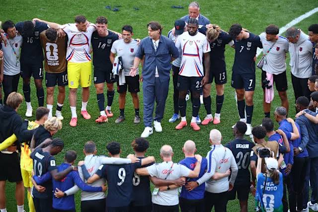 USA's World Cup dream ends in 4-1 Belgium rout after embarrassing defensive  mistakes - Yahoo Sports