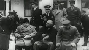 Łatwo znajdziesz w naszej bazie wypracowań to, czego szukasz w wielu ujęciach. Konferencja W Jalcie Z 1945 Roku Od Lewej Siedza Winston Churchill Franklin D Roosevelt I Jozef Stalin Telewizja Polska Sa