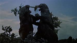 1 name 2 design 2.1 appearance 2.2 portrayal 2.3 roar 3 personality 4 origins 5 history 5.1 kong: Exclusive Godzilla Vs Kong 2020 Reportedly Includes Iconic Scene Which Pays Homage To The Toho Original