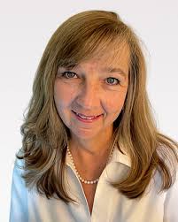 Emily Forte's Instagram, Twitter & Facebook