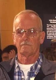 Carrie Munger's Instagram, Twitter & Facebook