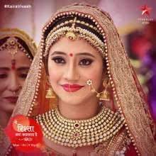 Rishton Mein Pyar Hai Mp3 Ringtone Yeh Rishta Kya Kehlata Hai Indian Bridal Makeup Indian Wedding Dress Indian Bridal Wear
