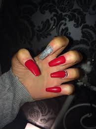 Dots looks like an ordinary fountain pen, a rod of each ends with the round metal tip. Christmassy Acrylicnails Red Red Nails Glitter Red Acrylic Nails Long Acrylic Nails