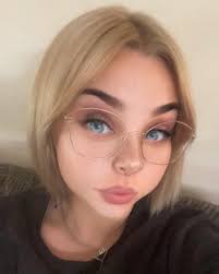 Emily Cleaver (@actual.emily) · Instagram photos and Reels