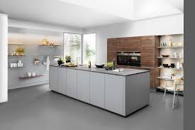 grijze keuken met hout accenten keukens de abdij kuchen design nolte kuche einbaukuche