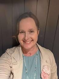 Ebony Draper's Instagram, Twitter & Facebook