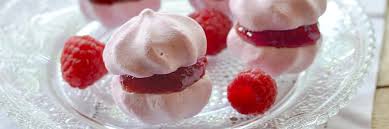 Macarons A La Framboise A La Meringue Italienne Envie De Bien Manger