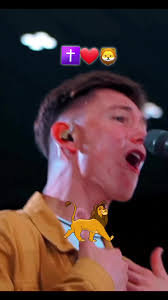 Cómo Leon Rugiente Alabanza