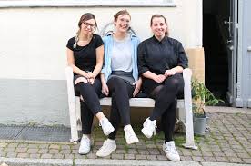 Marburger strae 100 integriert, wo sich auch tegut, dm, ernstings family, aldi u. Eine Bank Bringt Menschen Zusammen