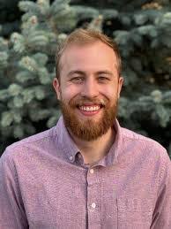 Alexandra Perl's Instagram, Twitter & Facebook