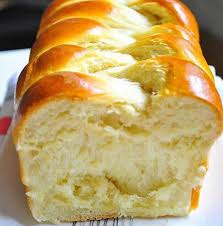 Brioche Au Yaourt Et Au Fromage Blanc Au Thermomix Recette Plat Recette Cuisine Facile En 2020 Thermomix Recette Recettes De Cuisine Recette Cuisine Facile