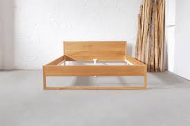 Betten in überlänge erscheinen nicht riesengroß. Pure Oak Bett 107 Massivholzbett Aus Eiche In Uberlange 180x210 N51e12 Design Manufacture