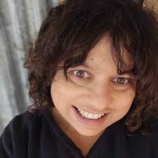 Shirley Tallman's Instagram, Twitter & Facebook