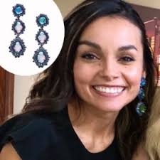 Sara Styles' Kendra Scott