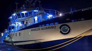 La madre de las niñas, beatriz zimmermann, ha publicado varias cartas en el último mes. Un Buque Con Sonar Y Robot Busca A Anna Y Olivia En Tenerife