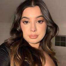 Stephanie Guzman (@stephaniee_gu)