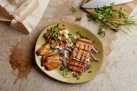 مطعم الأبراج يقدم خيارات صحية أكثر على قائمة الطعام لايت الجديد شركات صحيفة الوسط البحرينية مملكة البحرين