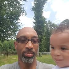 What is the better choice between a roller 302 and a 351 engine for a 95  car?