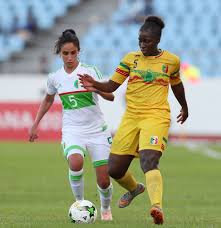Les algériens sont champions d'afrique et son invaincus depuis 25 matches. Can Dames Algerie Mali Footalgerien Com