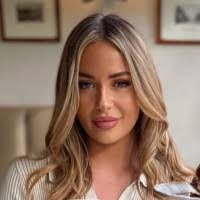 Jodie Ash's Instagram, Twitter & Facebook