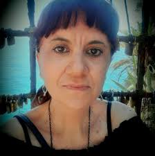 Ma quanto sono "stuzzicose" queste "STUZZICHELLE al BACON" di CERTOSSA?  (P.S.: Ci sono anche al KETCHUP, ma io prediligo queste). Costo: € 1,98.