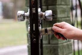 Lock Repair Stock Photos, Royalty Free Lock Repair Images | Depositphotos